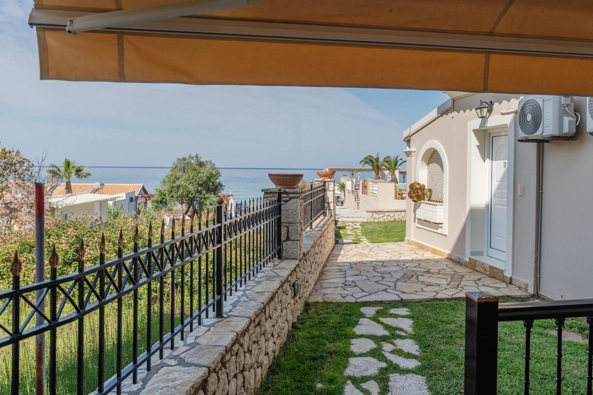 אגיוס גורדיוס Sea Breeze Hotel & Apartments מראה חיצוני תמונה