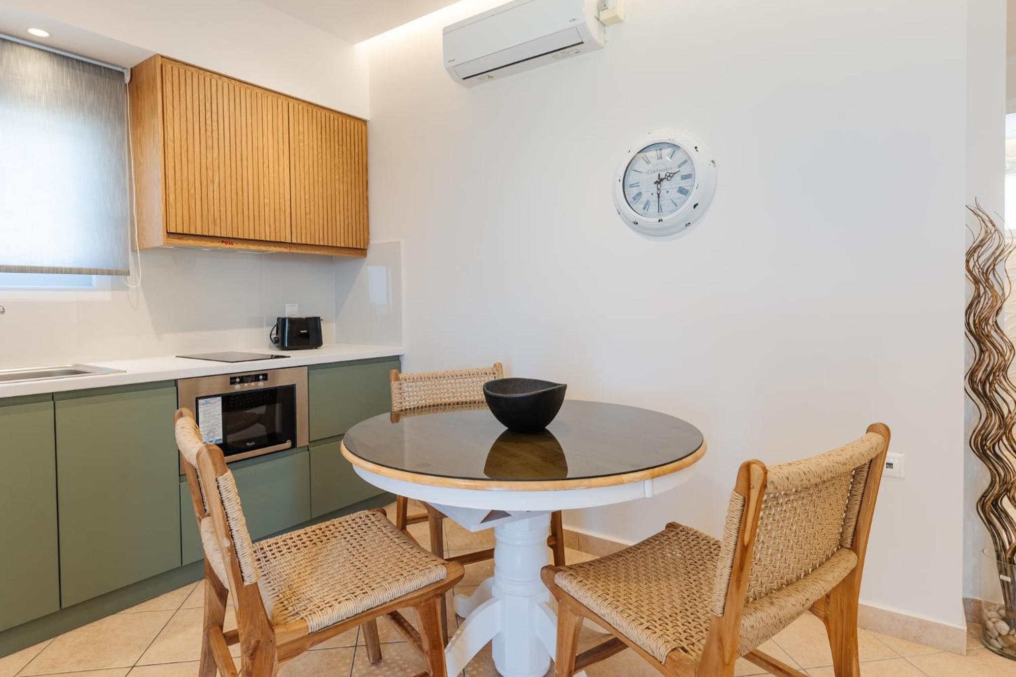 אגיוס גורדיוס Sea Breeze Hotel & Apartments מראה חיצוני תמונה