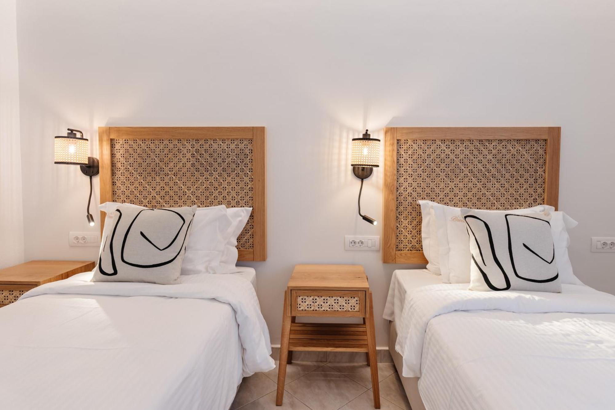 אגיוס גורדיוס Sea Breeze Hotel & Apartments מראה חיצוני תמונה